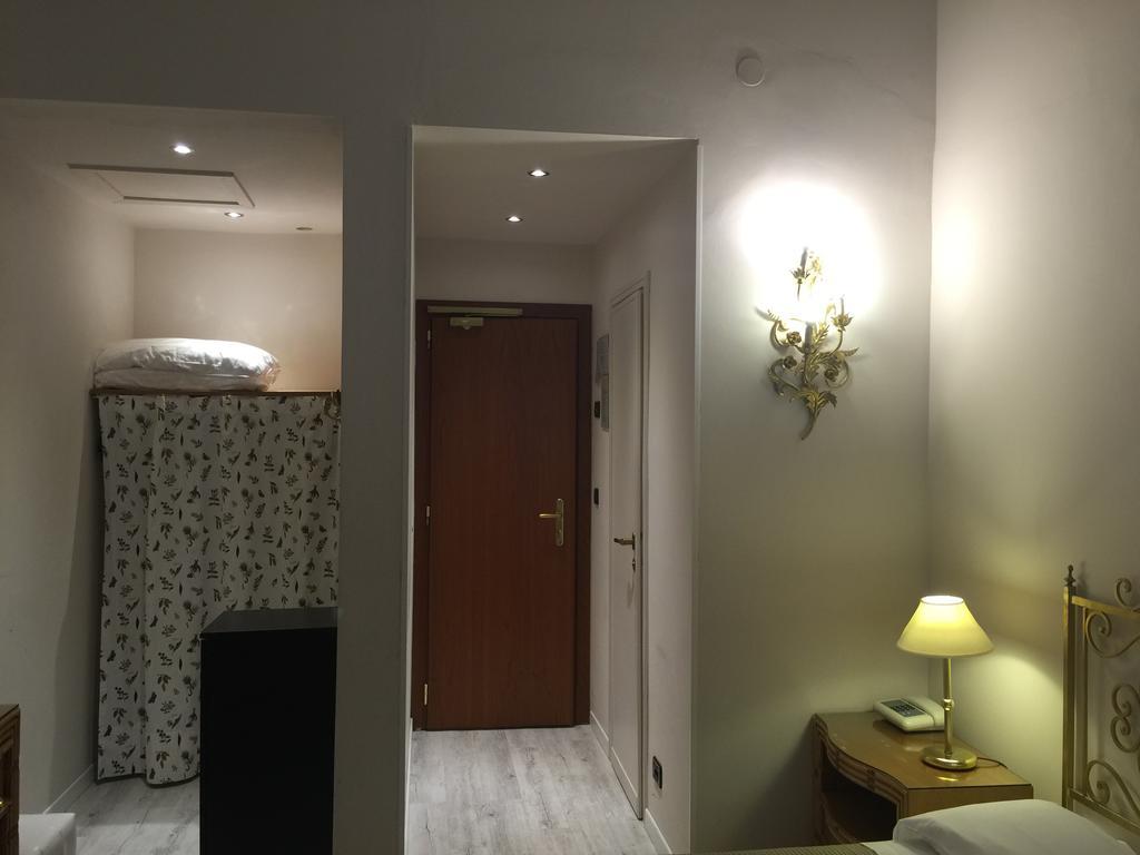 Hotel Corallo มอนเตกาตินี แตร์เม ภายนอก รูปภาพ