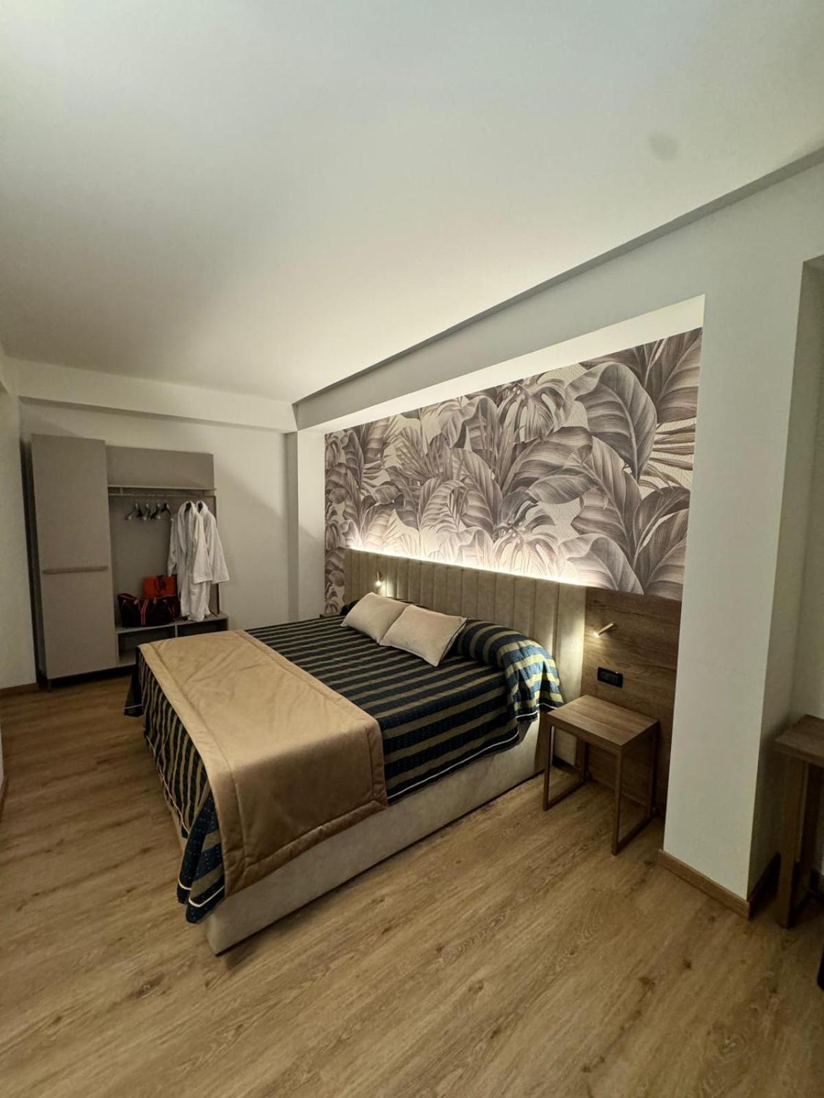 Hotel Corallo มอนเตกาตินี แตร์เม ภายนอก รูปภาพ