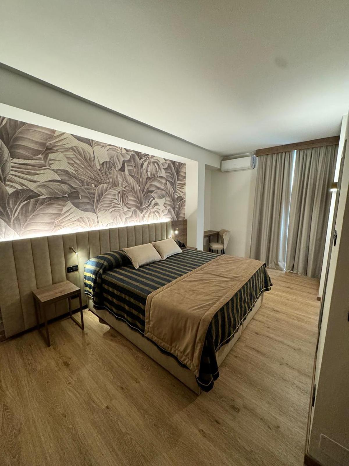 Hotel Corallo มอนเตกาตินี แตร์เม ภายนอก รูปภาพ