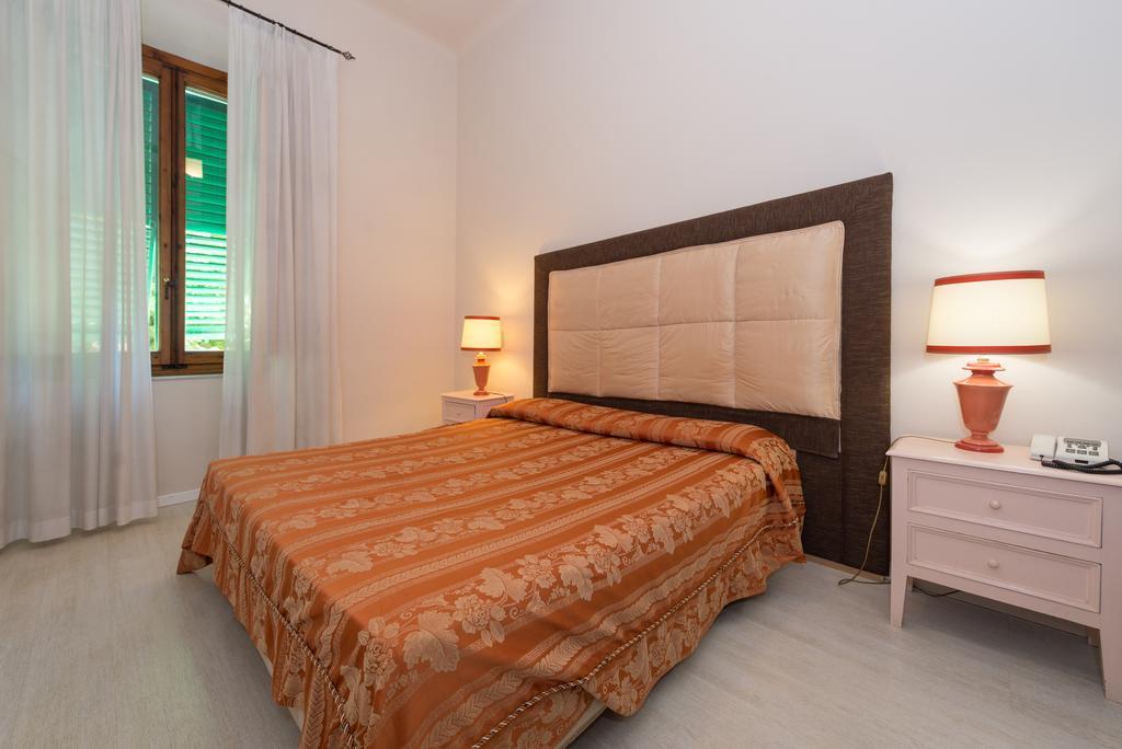 Hotel Corallo มอนเตกาตินี แตร์เม ภายนอก รูปภาพ