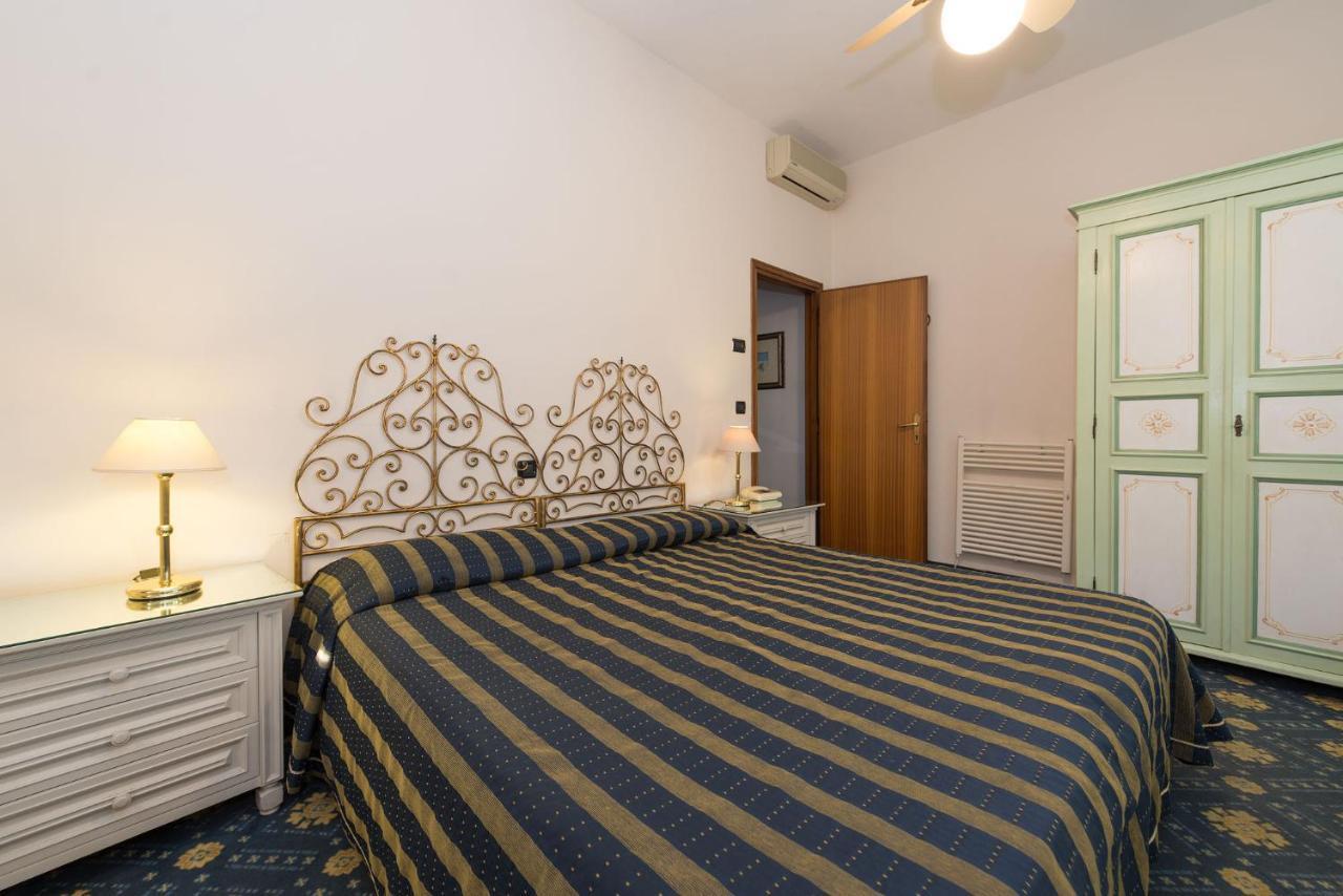 Hotel Corallo มอนเตกาตินี แตร์เม ภายนอก รูปภาพ