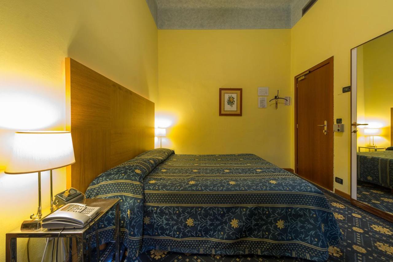 Hotel Corallo มอนเตกาตินี แตร์เม ภายนอก รูปภาพ