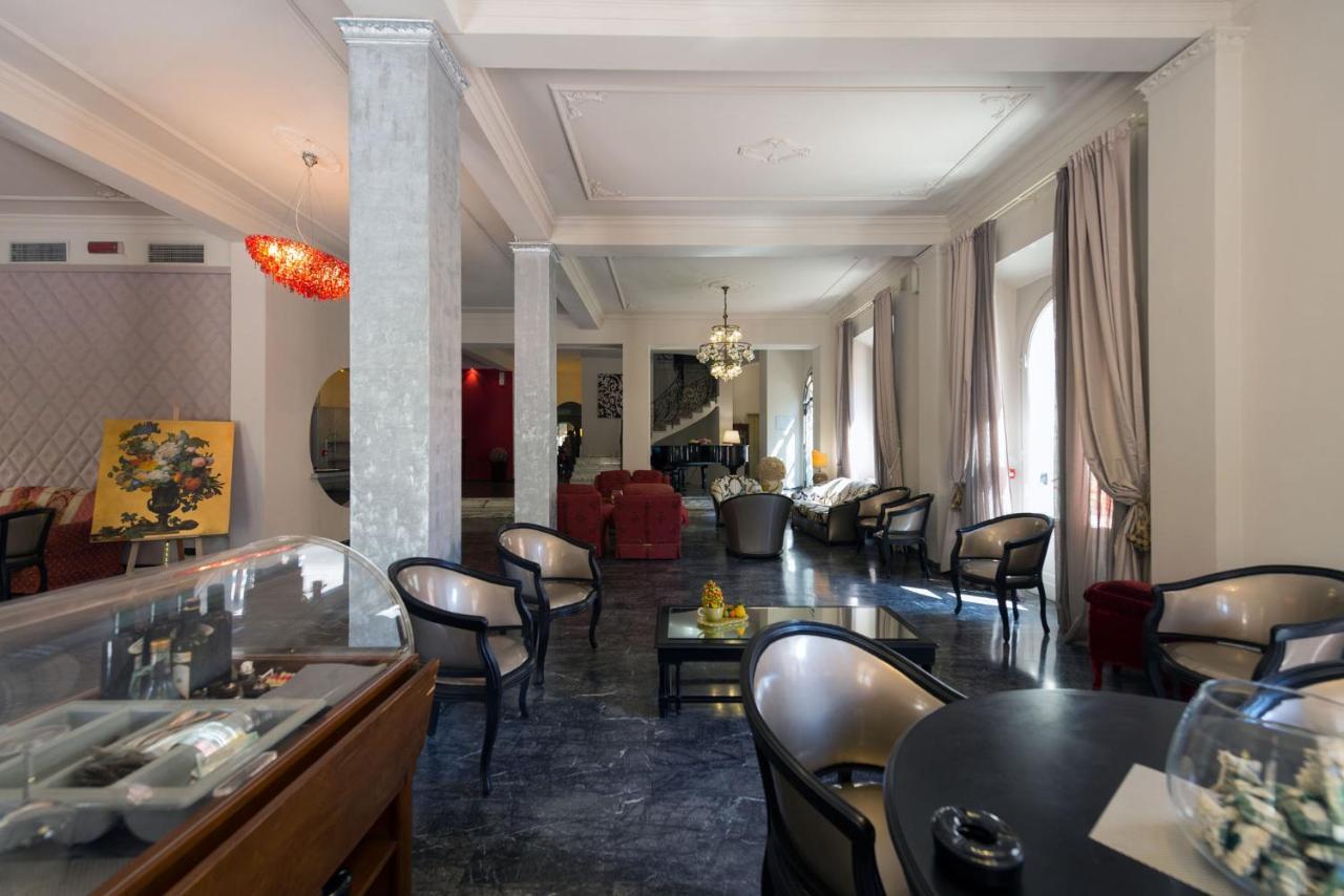 Hotel Corallo มอนเตกาตินี แตร์เม ภายนอก รูปภาพ